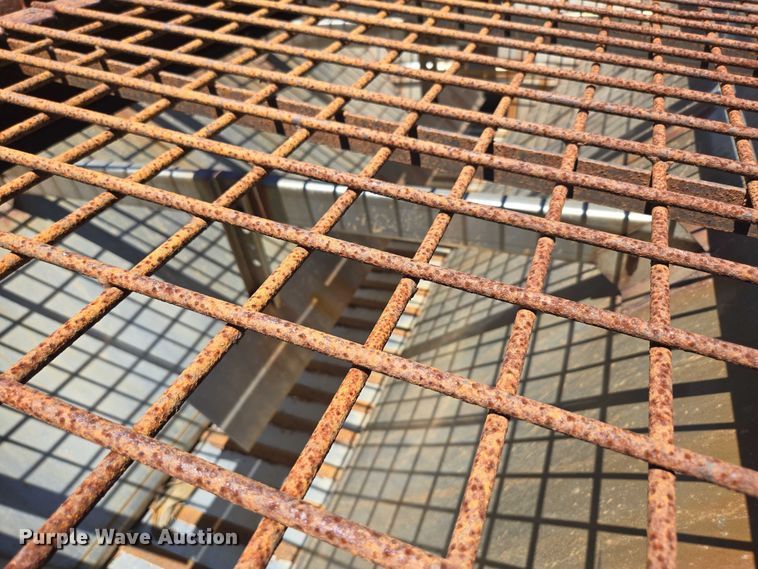 image for item DY0409 2009 Sterling L-Line dump truck