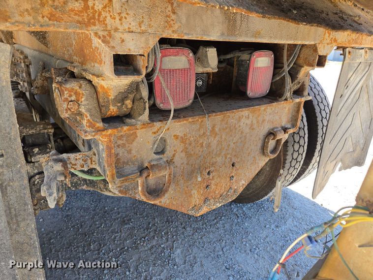 image for item DY0409 2009 Sterling L-Line dump truck