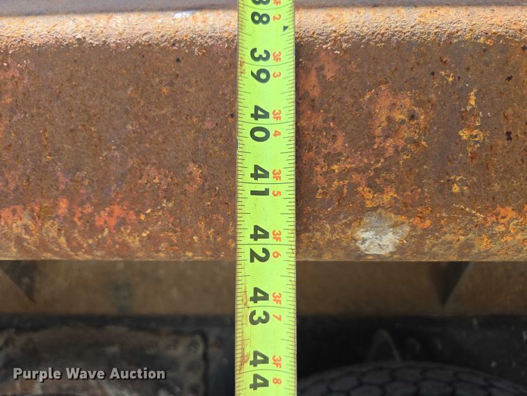 image for item DY0409 2009 Sterling L-Line dump truck