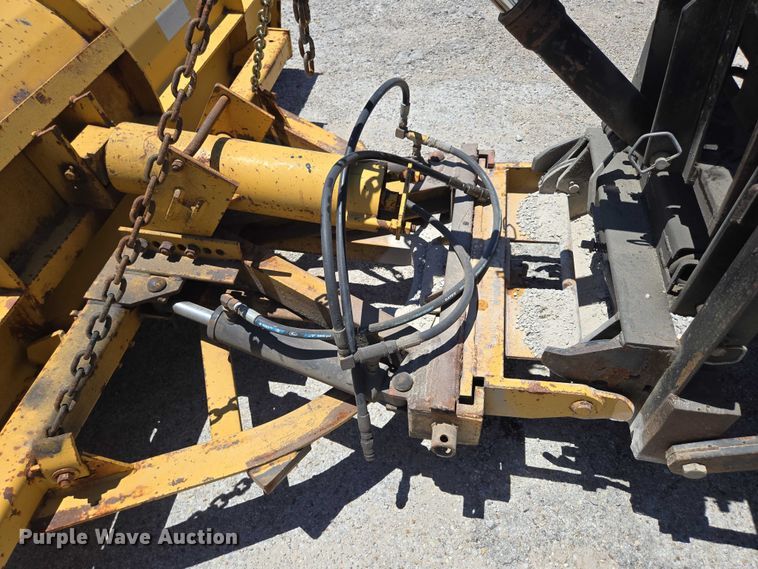 image for item DY0409 2009 Sterling L-Line dump truck