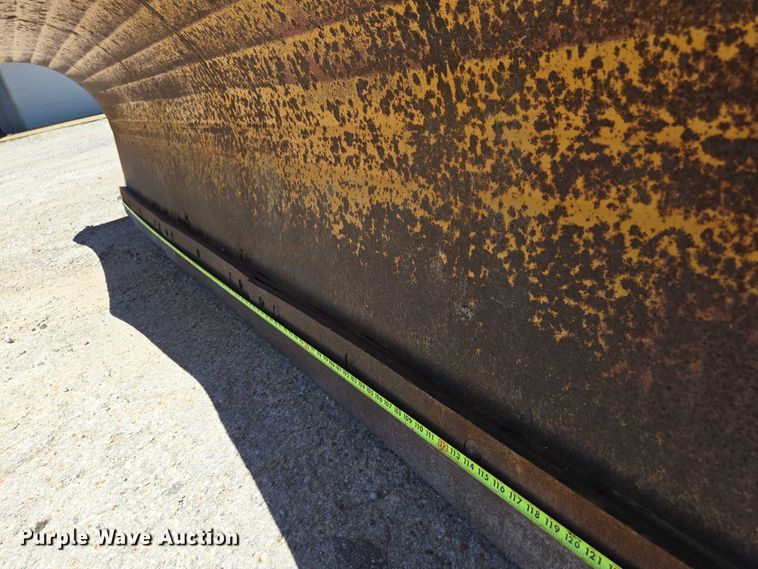 image for item DY0409 2009 Sterling L-Line dump truck