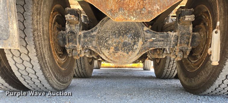 image for item DY0409 2009 Sterling L-Line dump truck
