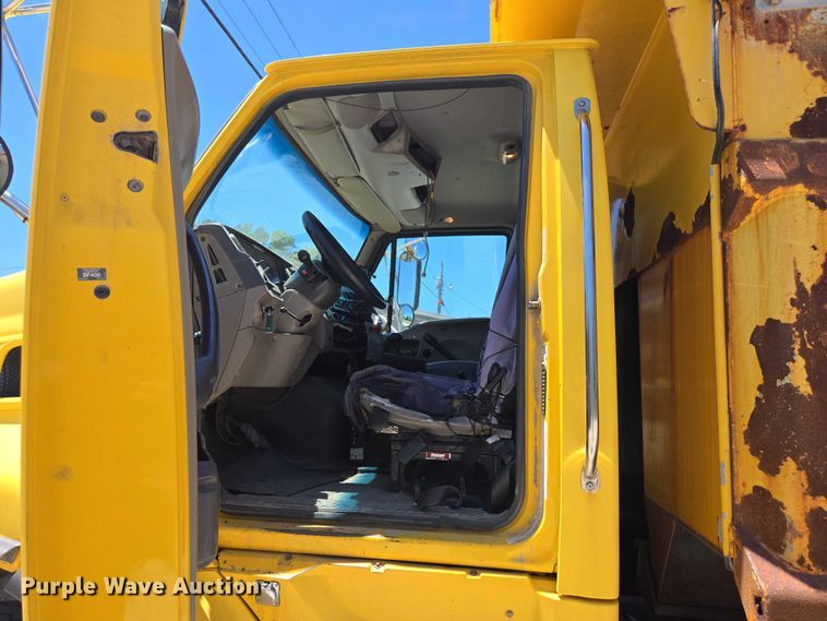 image for item DY0409 2009 Sterling L-Line dump truck