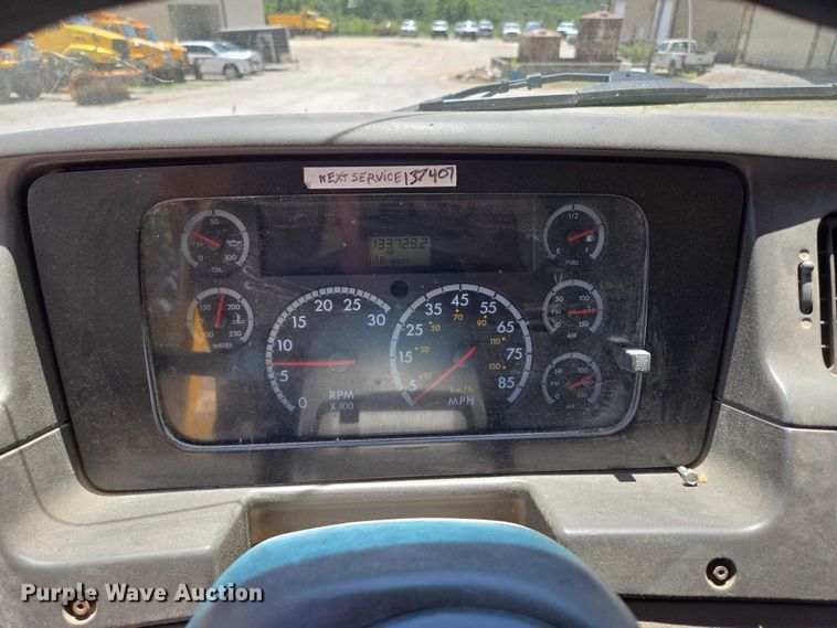 image for item DY0409 2009 Sterling L-Line dump truck