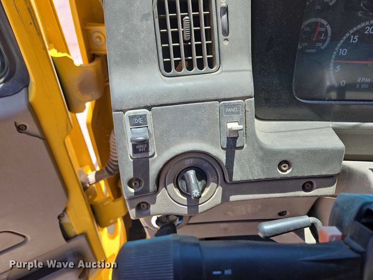 image for item DY0409 2009 Sterling L-Line dump truck