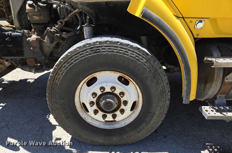 image for item DY0409 2009 Sterling L-Line dump truck