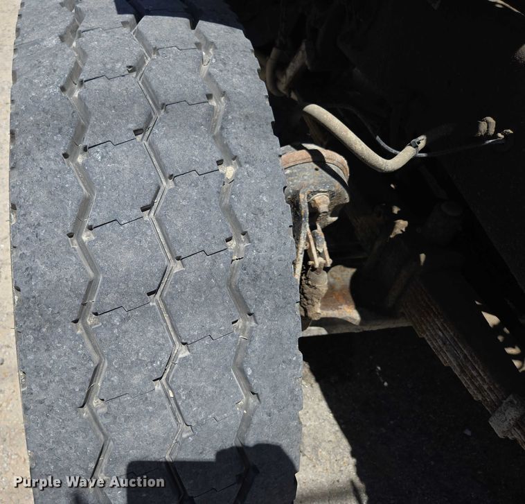 image for item DY0409 2009 Sterling L-Line dump truck