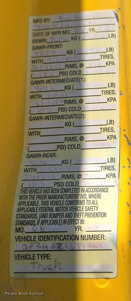 image for item DY0409 2009 Sterling L-Line dump truck