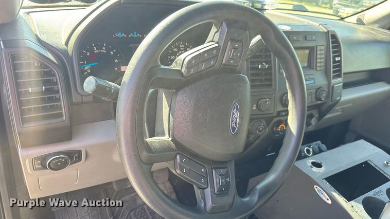 image for item DY0417 2017 Ford F150 SuperCrew pickup truck