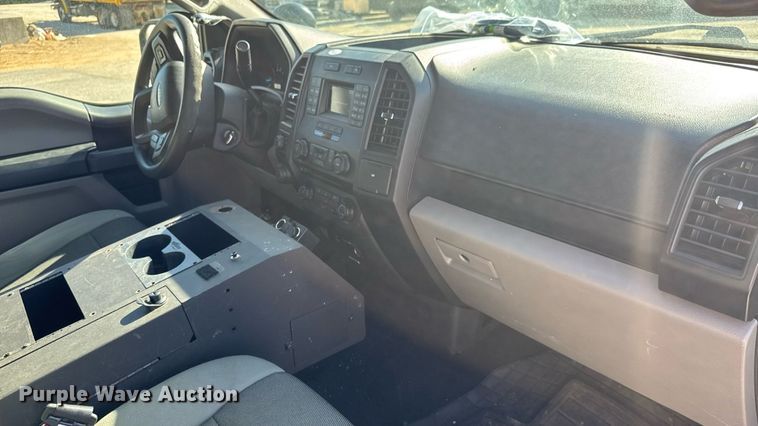 image for item DY0417 2017 Ford F150 SuperCrew pickup truck