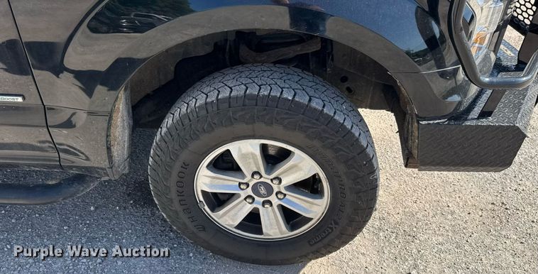 image for item DY0417 2017 Ford F150 SuperCrew pickup truck