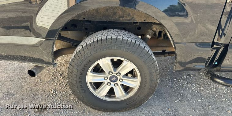 image for item DY0417 2017 Ford F150 SuperCrew pickup truck