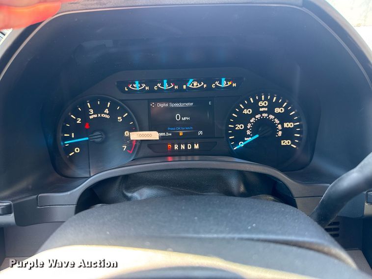 image for item DY0420 2017 Ford F150 SuperCrew pickup truck