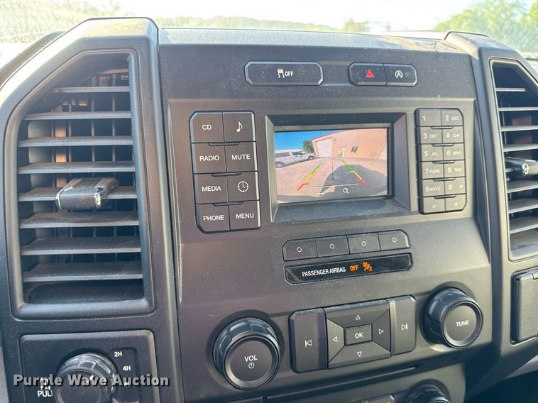 image for item DY0420 2017 Ford F150 SuperCrew pickup truck