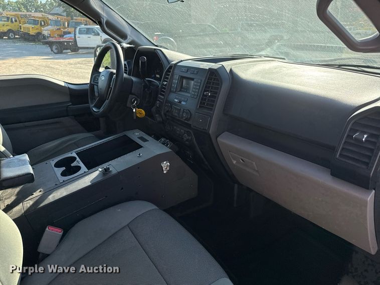 image for item DY0420 2017 Ford F150 SuperCrew pickup truck