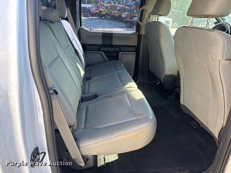 image for item DY0420 2017 Ford F150 SuperCrew pickup truck