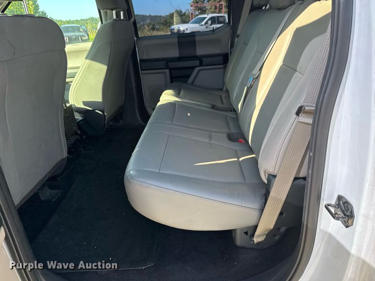 image for item DY0420 2017 Ford F150 SuperCrew pickup truck