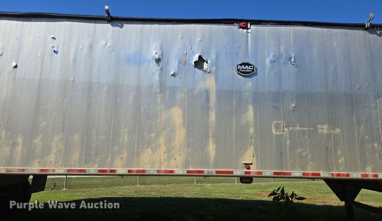 image for item DY0421 2016 Mac refuse trailer