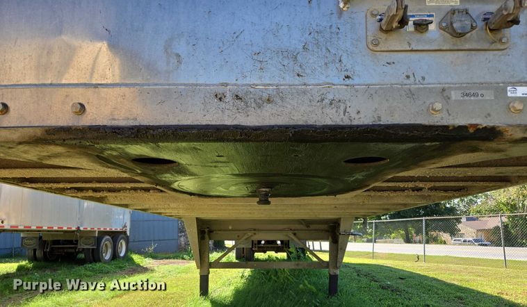 image for item DY0421 2016 Mac refuse trailer