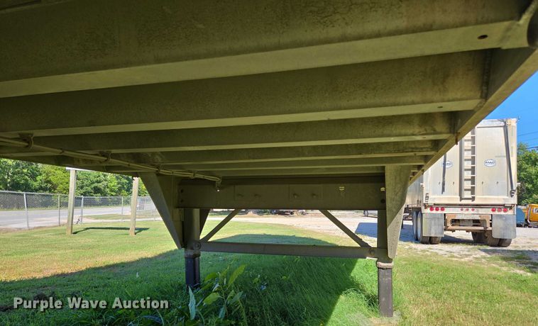 image for item DY0421 2016 Mac refuse trailer