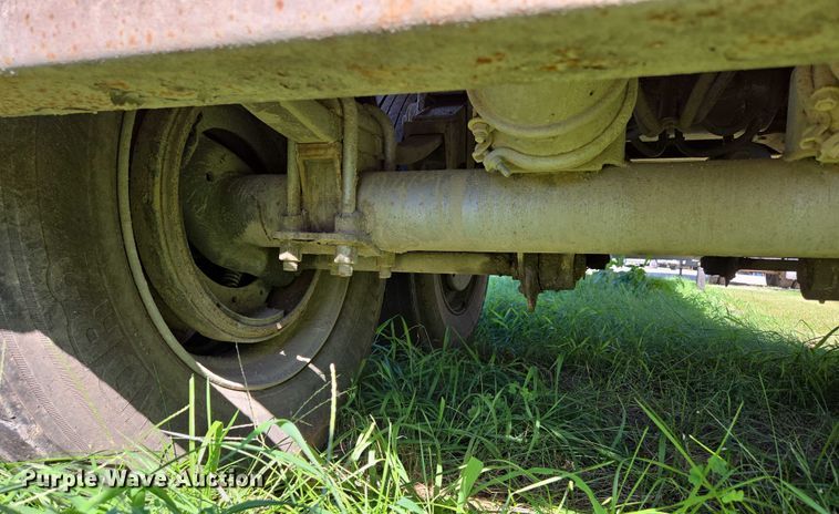 image for item DY0421 2016 Mac refuse trailer