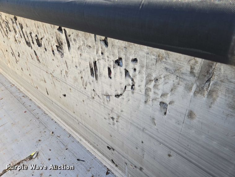 image for item DY0421 2016 Mac refuse trailer