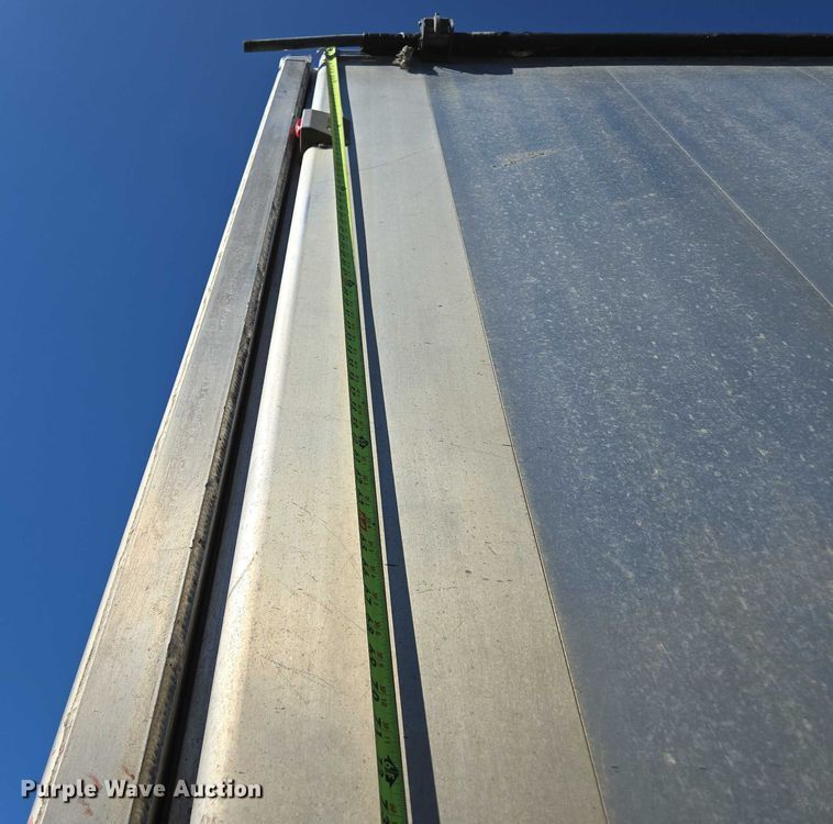 image for item DY0421 2016 Mac refuse trailer