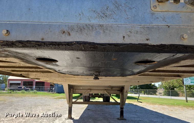 image for item DY0422 2016 Mac refuse trailer