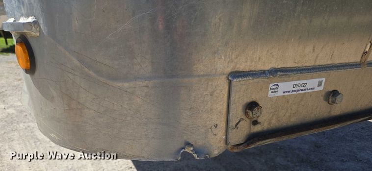 image for item DY0422 2016 Mac refuse trailer