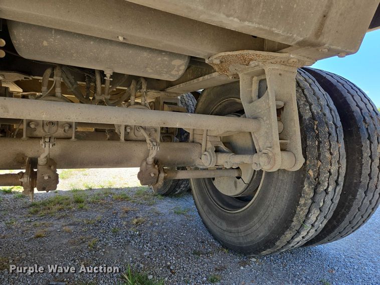 image for item DY0422 2016 Mac refuse trailer