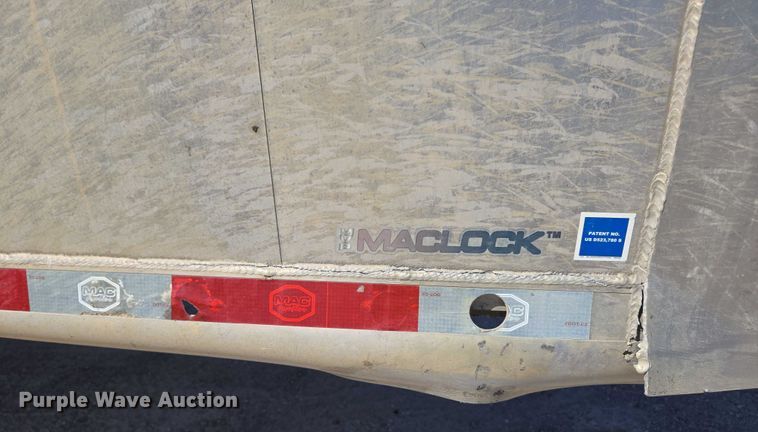 image for item DY0422 2016 Mac refuse trailer