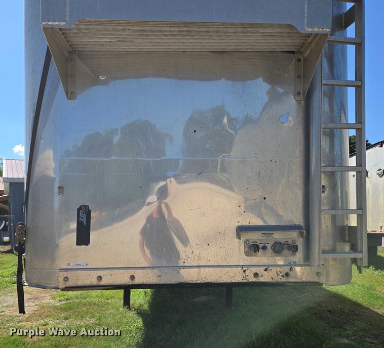 image for item DY0423 2017 Mac refuse trailer