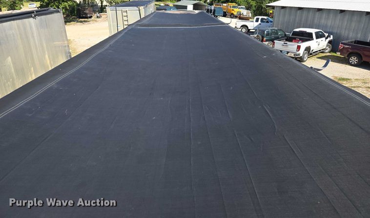 image for item DY0423 2017 Mac refuse trailer