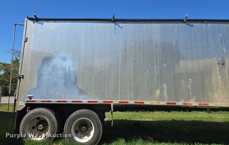 image for item DY0423 2017 Mac refuse trailer