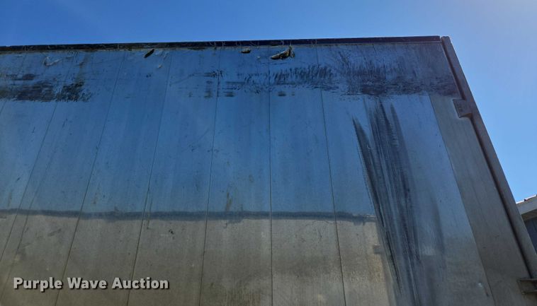 image for item DY0423 2017 Mac refuse trailer