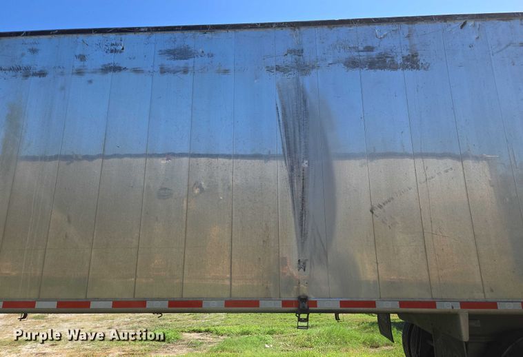 image for item DY0423 2017 Mac refuse trailer