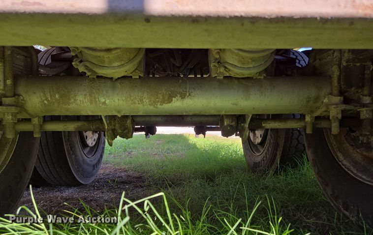 image for item DY0423 2017 Mac refuse trailer