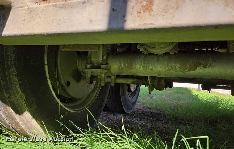 image for item DY0423 2017 Mac refuse trailer