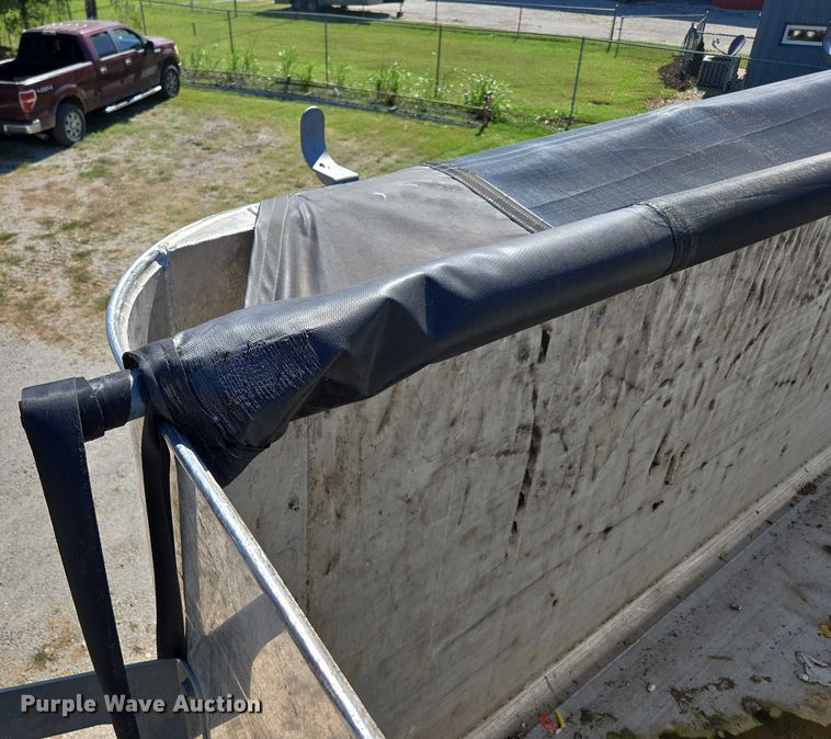 image for item DY0423 2017 Mac refuse trailer