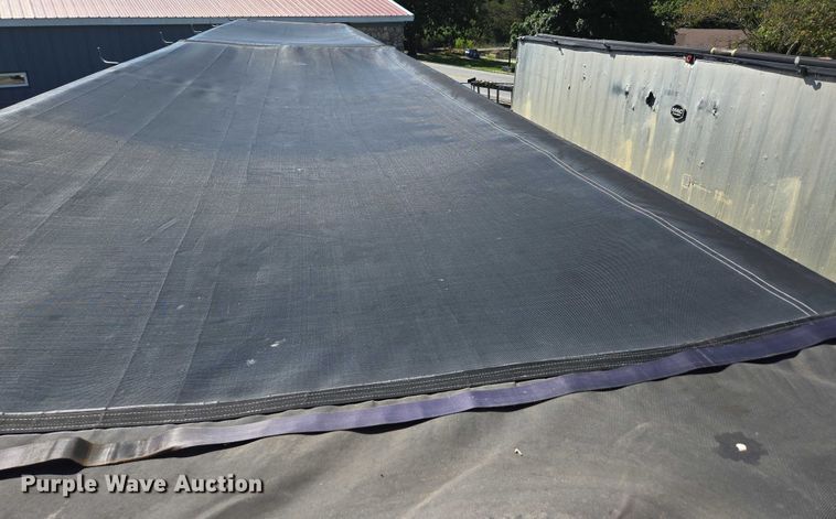 image for item DY0423 2017 Mac refuse trailer