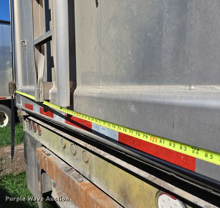 image for item DY0423 2017 Mac refuse trailer