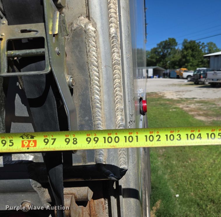 image for item DY0423 2017 Mac refuse trailer