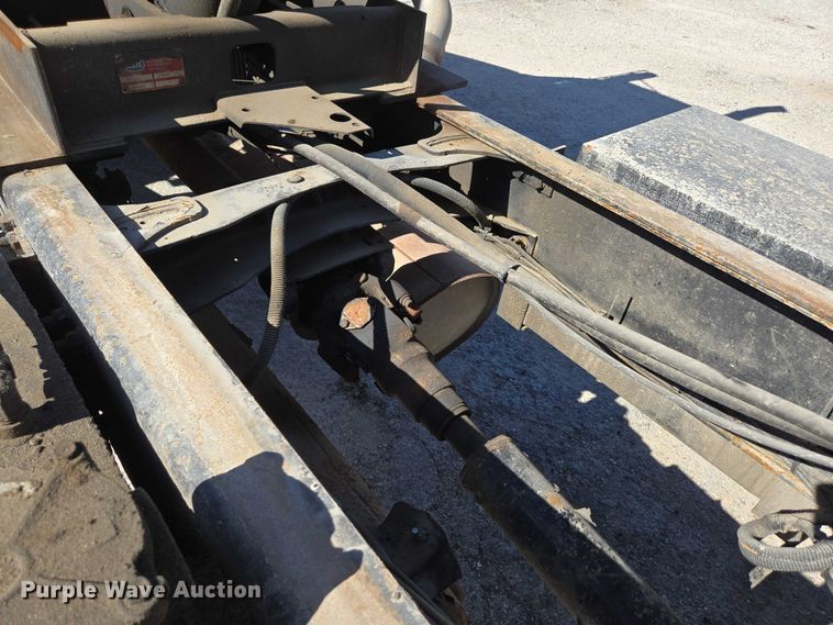 image for item DY0424 2007 Sterling L-Line dump truck