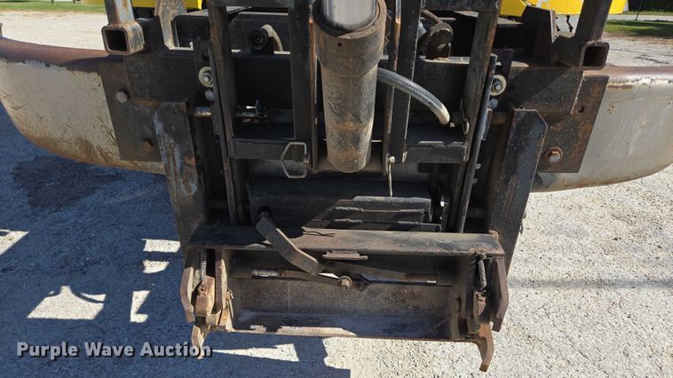 image for item DY0424 2007 Sterling L-Line dump truck