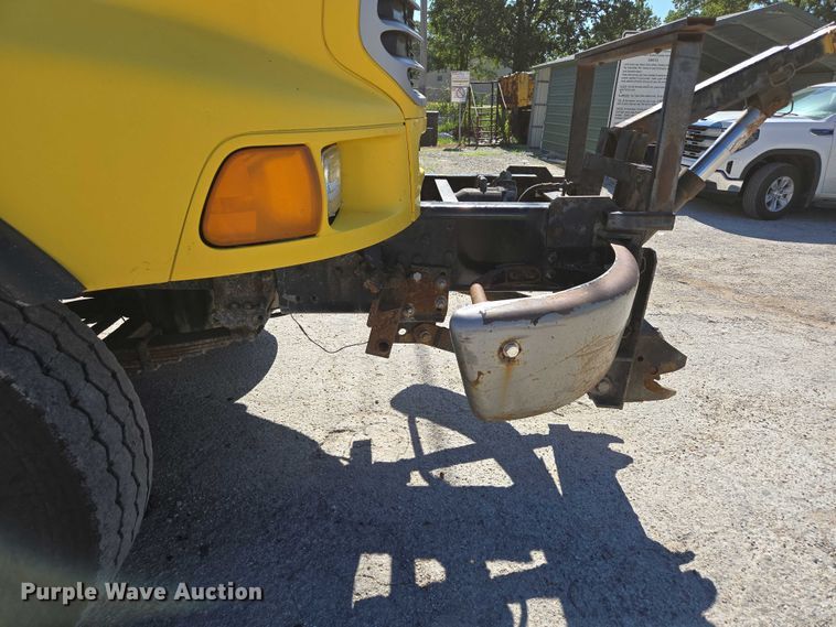 image for item DY0424 2007 Sterling L-Line dump truck