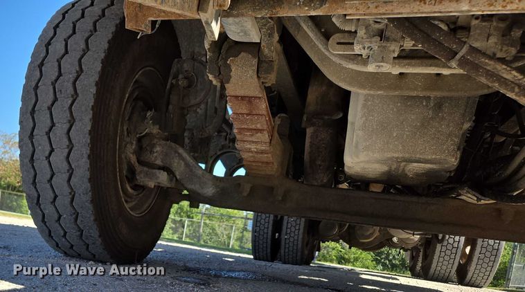 image for item DY0424 2007 Sterling L-Line dump truck