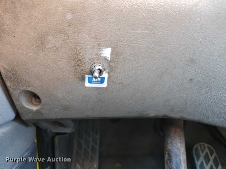 image for item DY0424 2007 Sterling L-Line dump truck