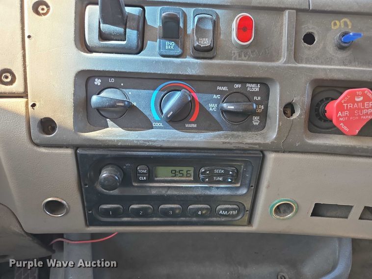 image for item DY0424 2007 Sterling L-Line dump truck