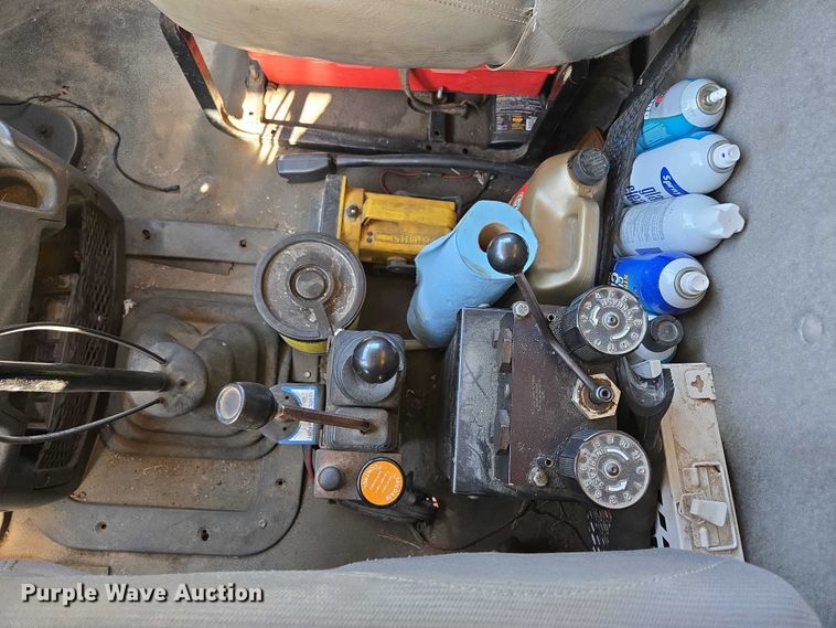 image for item DY0424 2007 Sterling L-Line dump truck