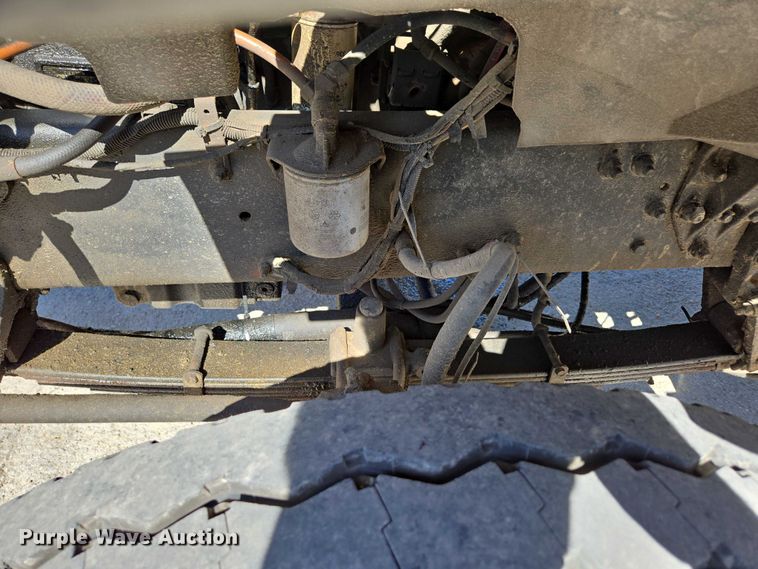 image for item DY0424 2007 Sterling L-Line dump truck